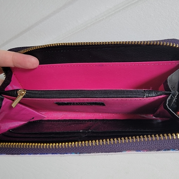 Trina Turk Zip Around Floral Women's Wallet - Picture 3 of 3